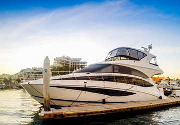 55' Meridian Bahamas Luxury Yacht Charters, Bahamas Boat Rentals, Yacht Charters Bahamas, Nassau Bahamas, Pig Beach